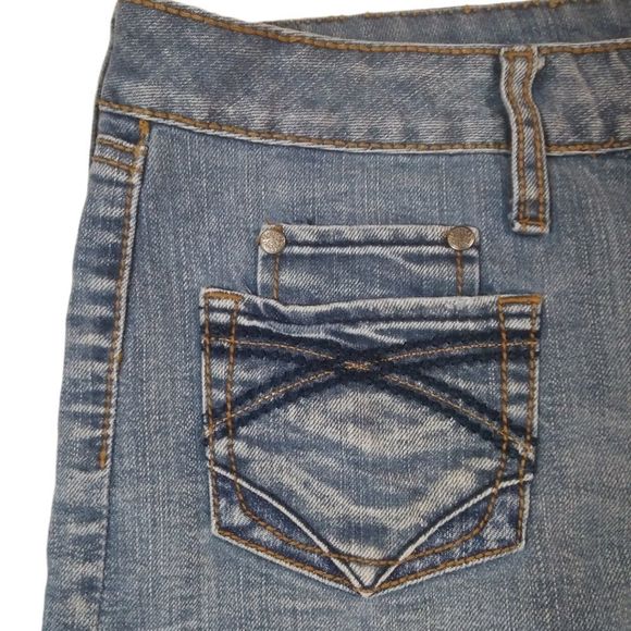 Jean shorts 17 - Picture 3 of 8